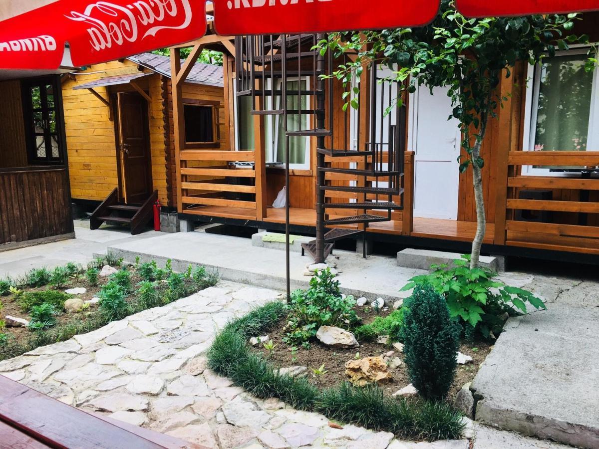 Guest House Vladimir Gagra Eksteriør billede